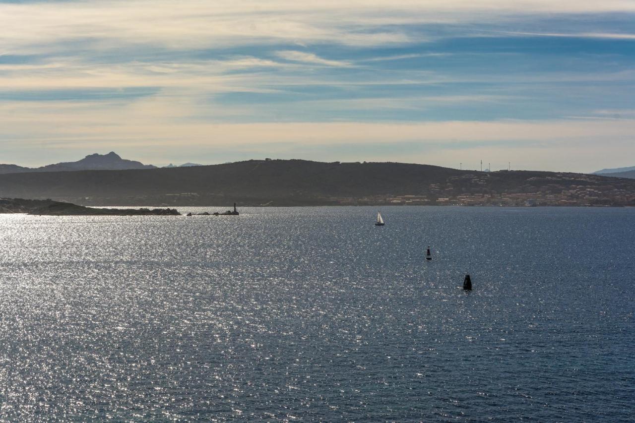 Sardinia-Holiday La Casa Di Punta Nera Ла Мадалена Екстериор снимка